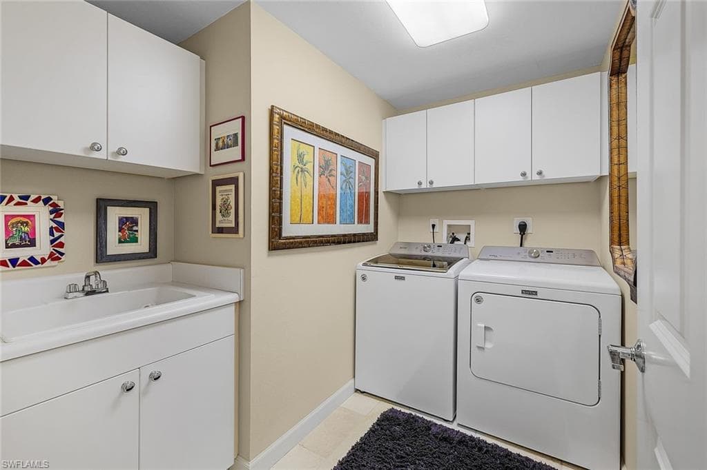 14250 Royal Harbour CT 817-25