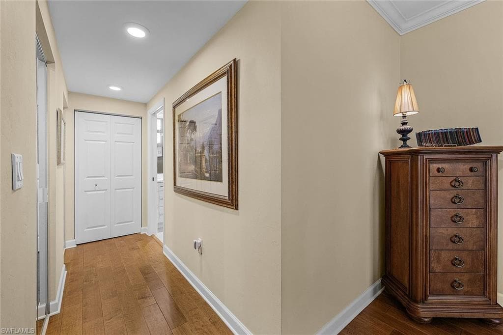 14250 Royal Harbour CT 817-27