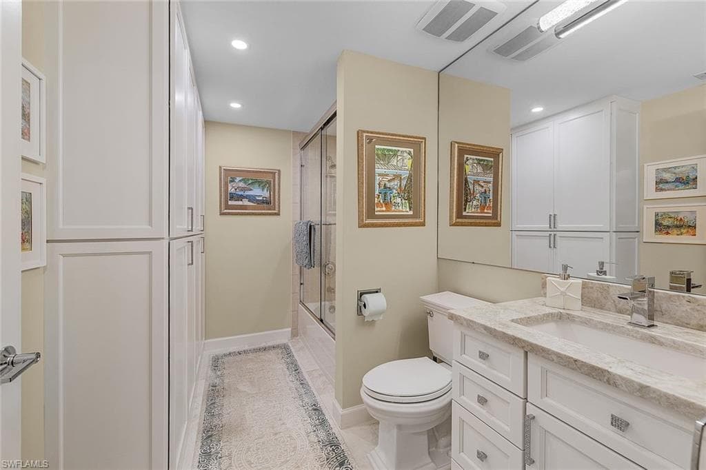 14250 Royal Harbour CT 817-23