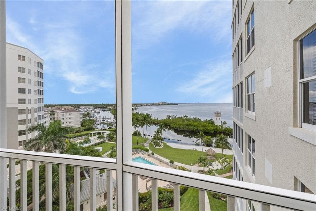 14250 Royal Harbour CT 817-44