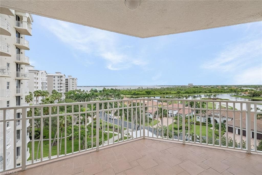 14250 Royal Harbour CT 817-39