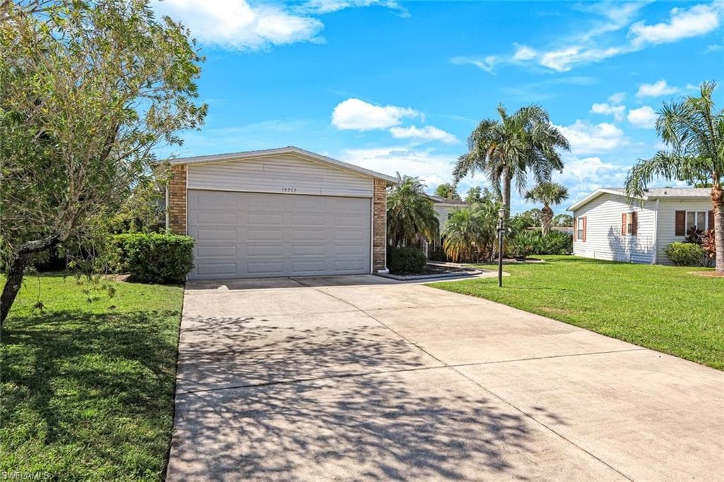 19757 Frenchmans CT, NORTH FORT MYERS FL 33903-1