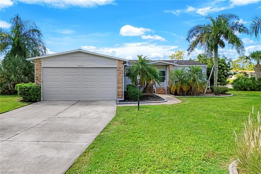 19757 Frenchmans CT, NORTH FORT MYERS FL 33903-3