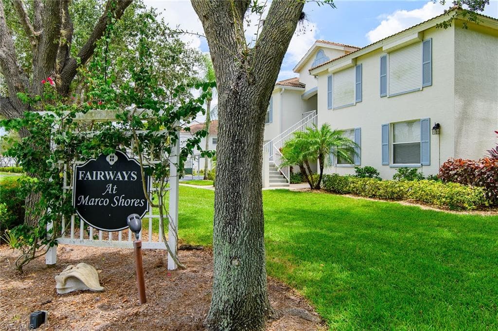 1000 Mainsail DR S # 112, NAPLES FL 34114-22