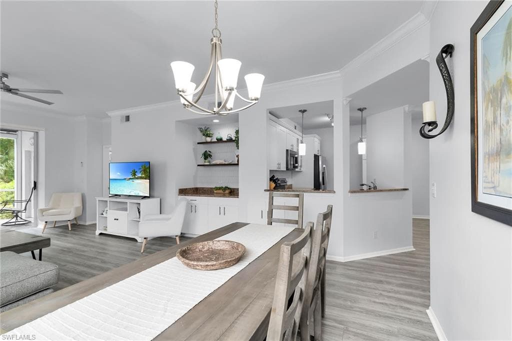 1000 Mainsail DR S # 112, NAPLES FL 34114-8