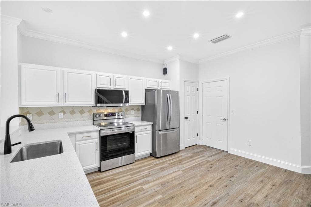 16161 Caldera LN # 42, NAPLES FL 34110-2