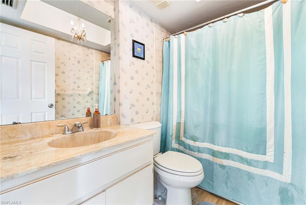 17025 Golfside CIR # 303, FORT MYERS FL 33908-23