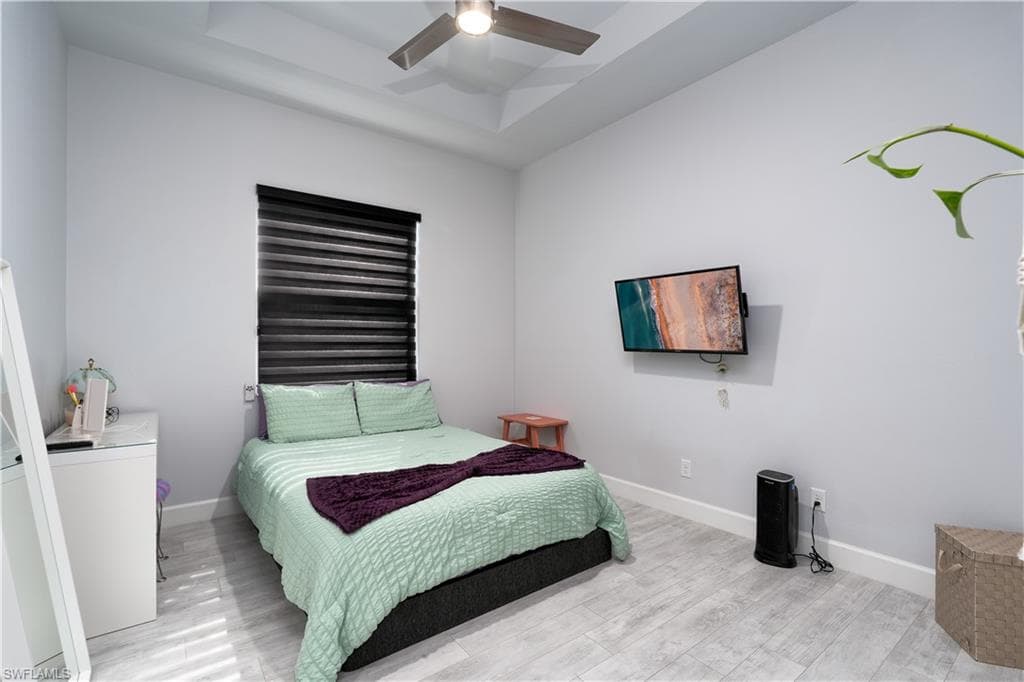 198 2nd ST, BONITA SPRINGS FL 34134-23