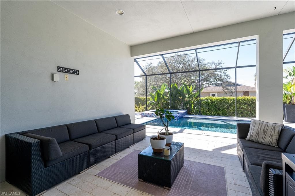 198 2nd ST, BONITA SPRINGS FL 34134-33