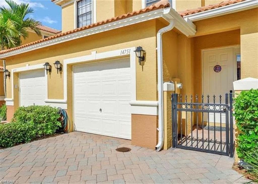 14751 Pinnacle PL, NAPLES FL 34119-1