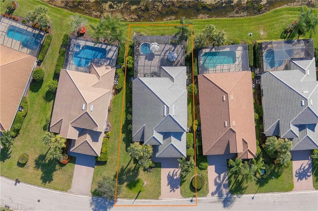 9125 Shadow Glen WAY, FORT MYERS FL 33913-29