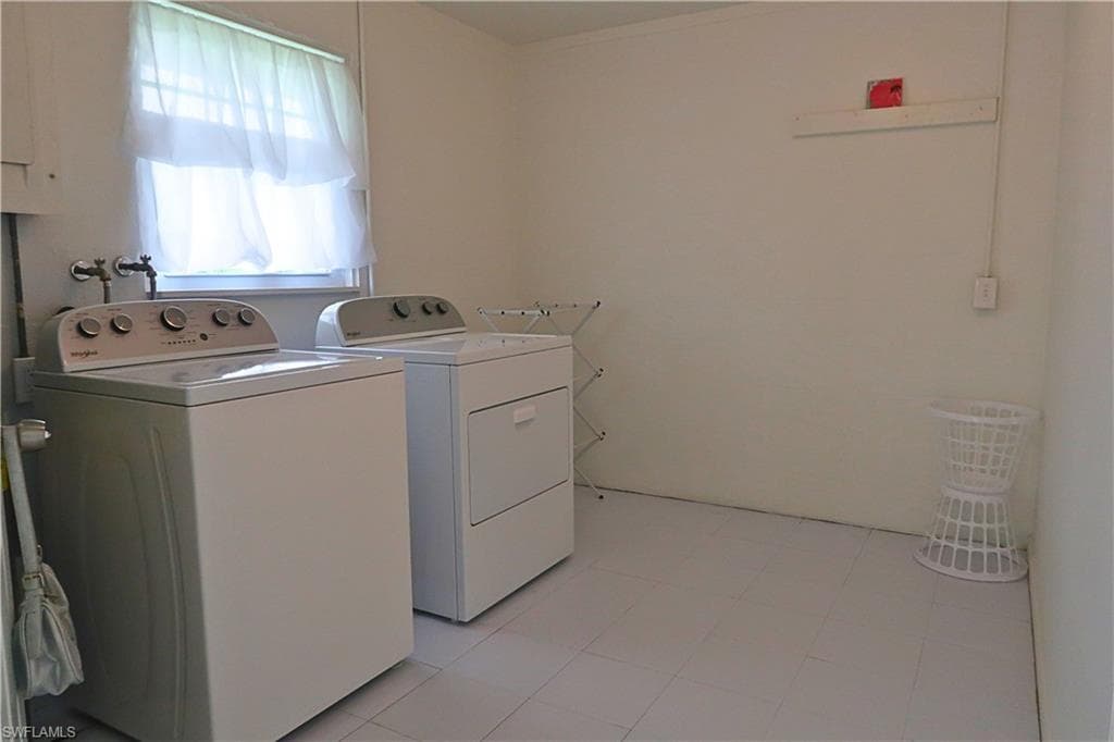 59 Hilo CT # 59, NAPLES FL 34112-8