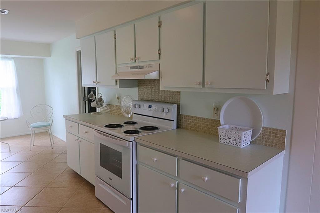 59 Hilo CT # 59, NAPLES FL 34112-7