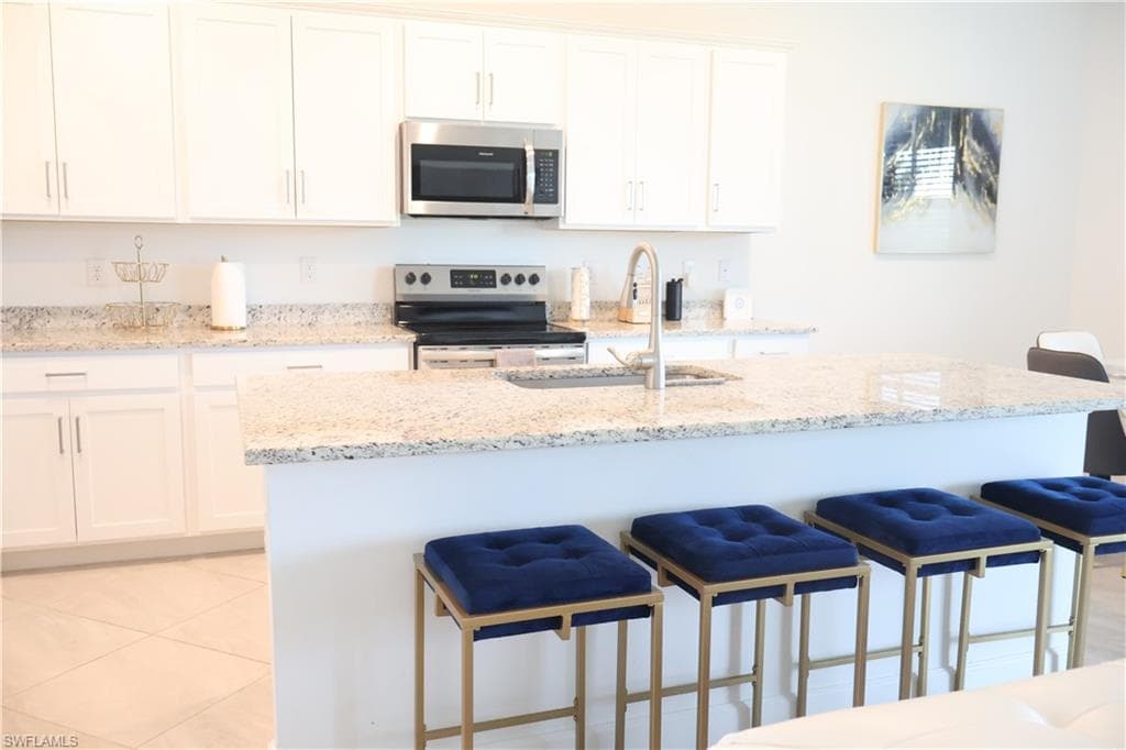 13802 Pine Lodge LN, FORT MYERS FL 33913-6