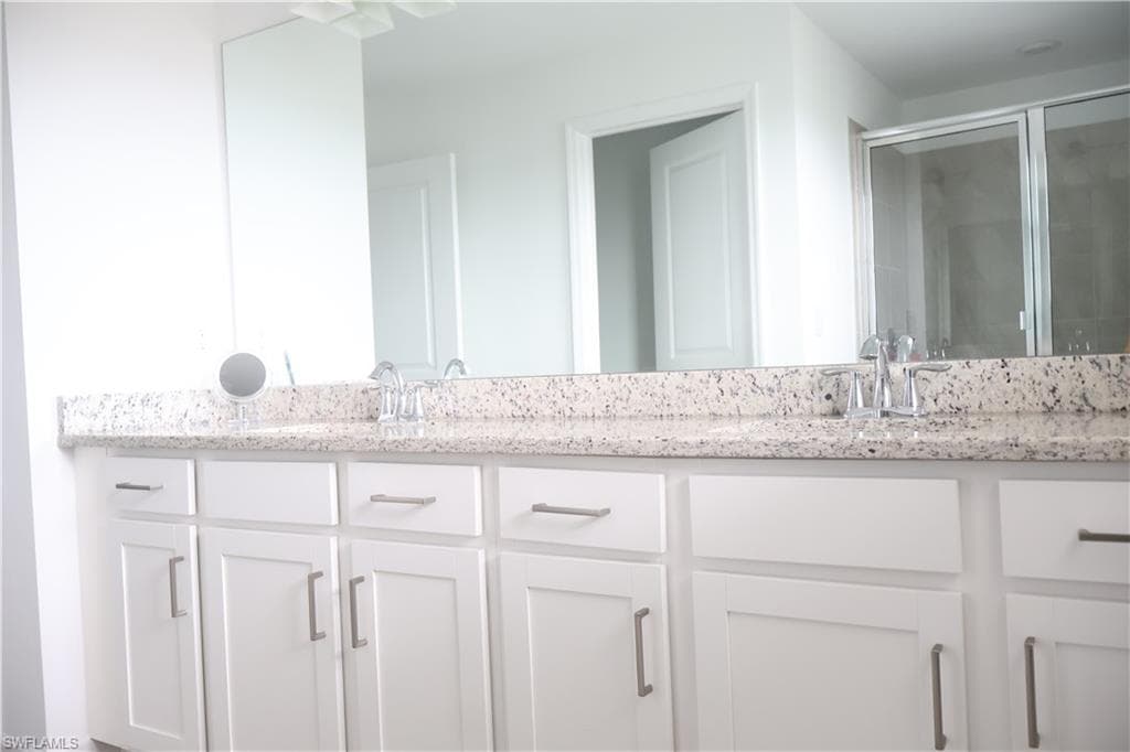 13802 Pine Lodge LN, FORT MYERS FL 33913-37