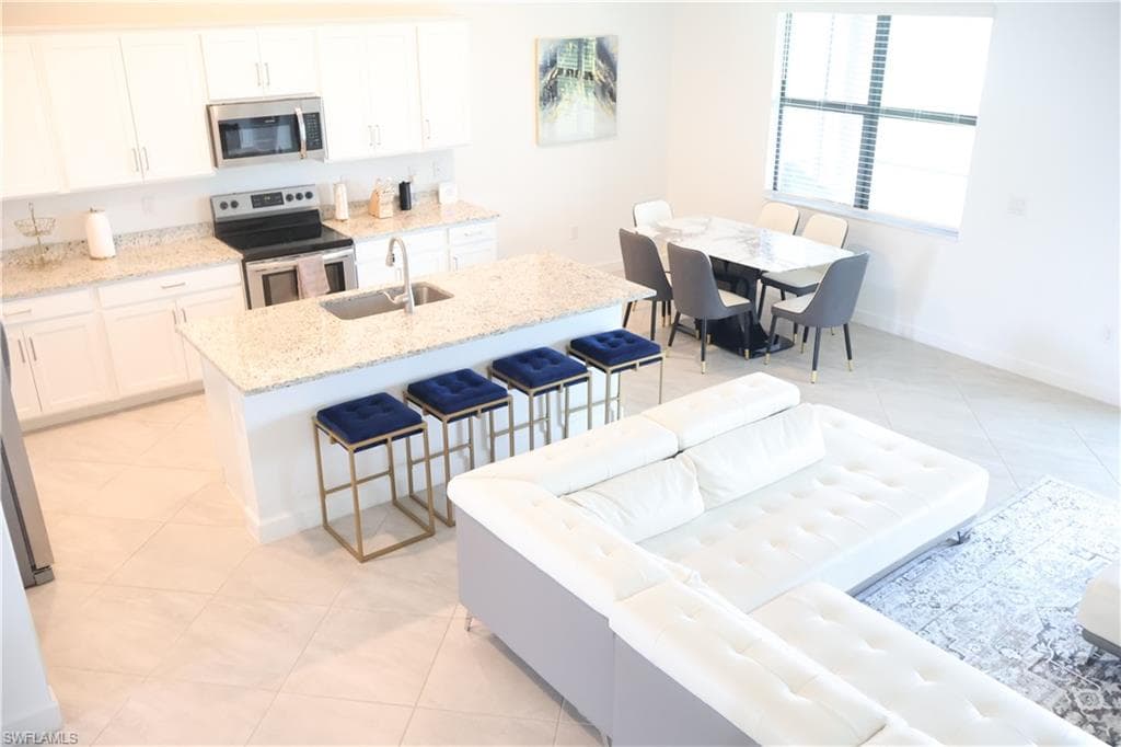 13802 Pine Lodge LN, FORT MYERS FL 33913-3