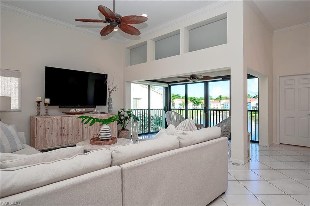 613 Beachwalk CIR J-204-5