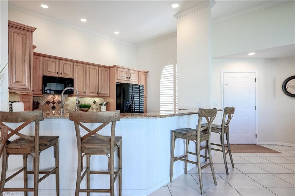 613 Beachwalk CIR J-204-11