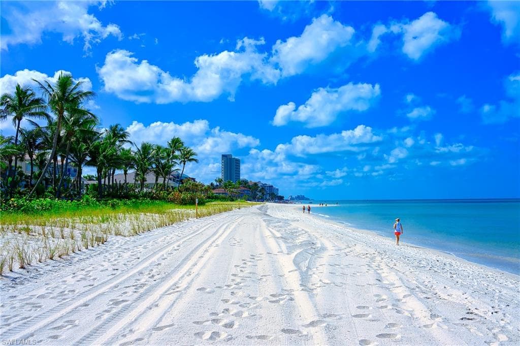 613 Beachwalk CIR J-204-25
