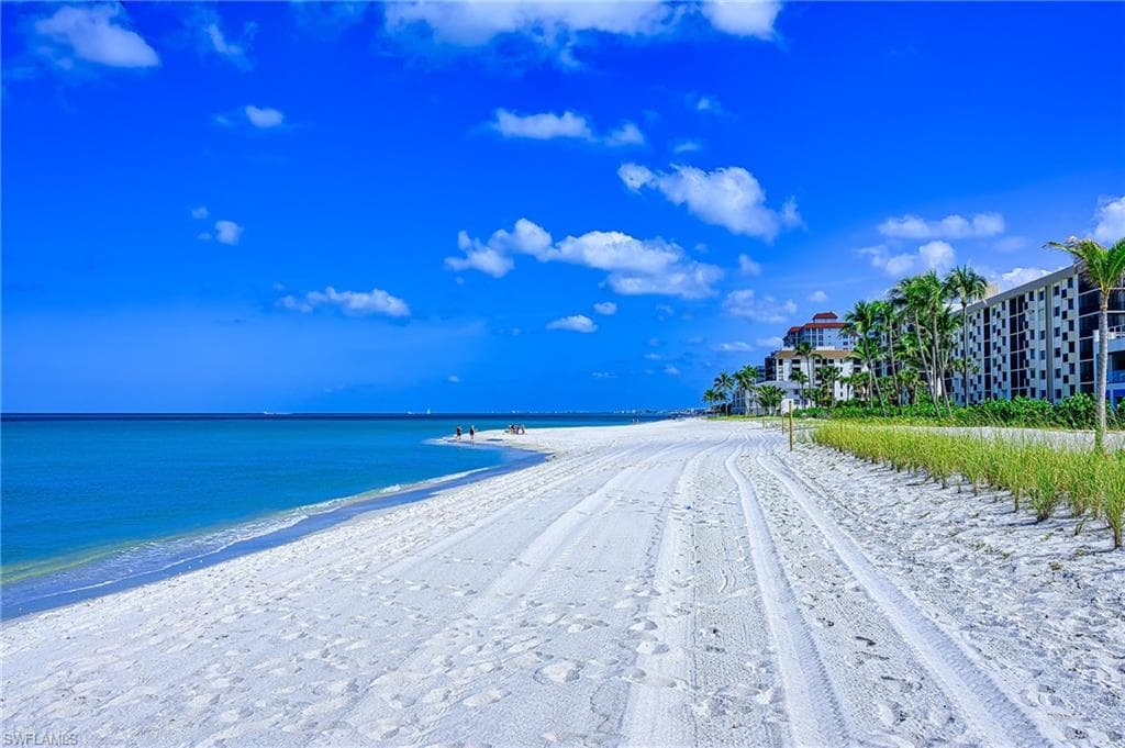 613 Beachwalk CIR J-204-23