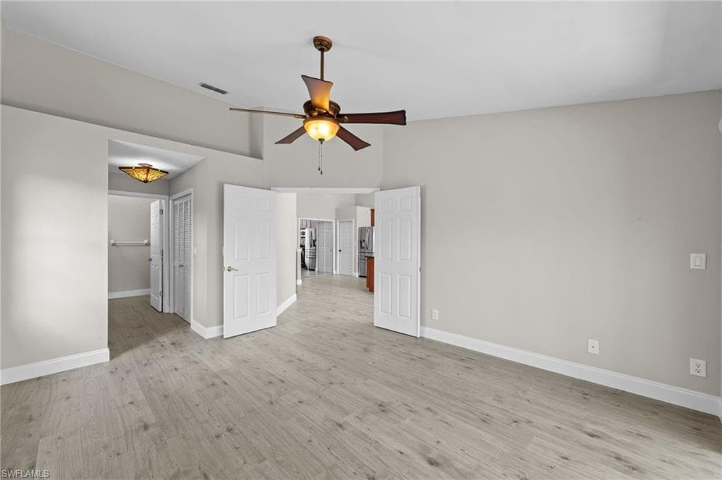 12211 Eagle Pointe CIR-26