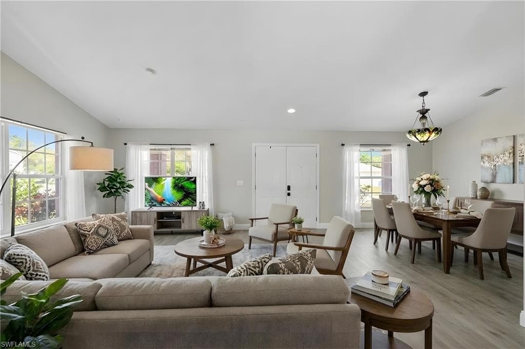 12211 Eagle Pointe CIR-8