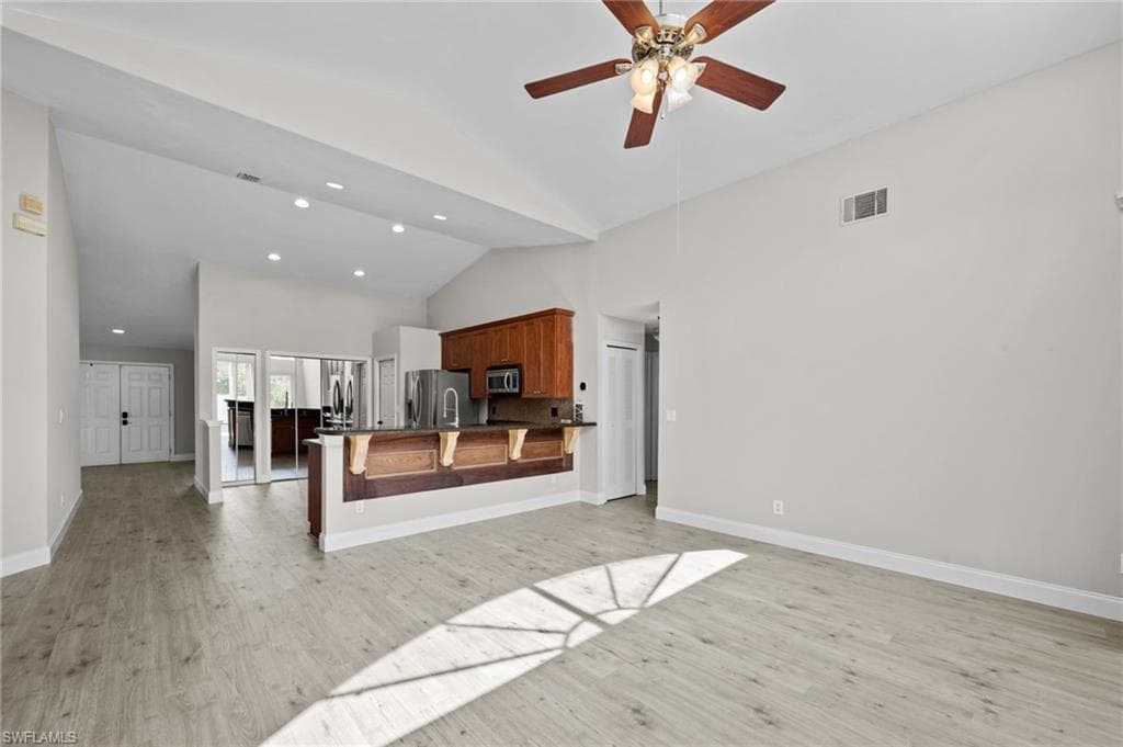 12211 Eagle Pointe CIR-10