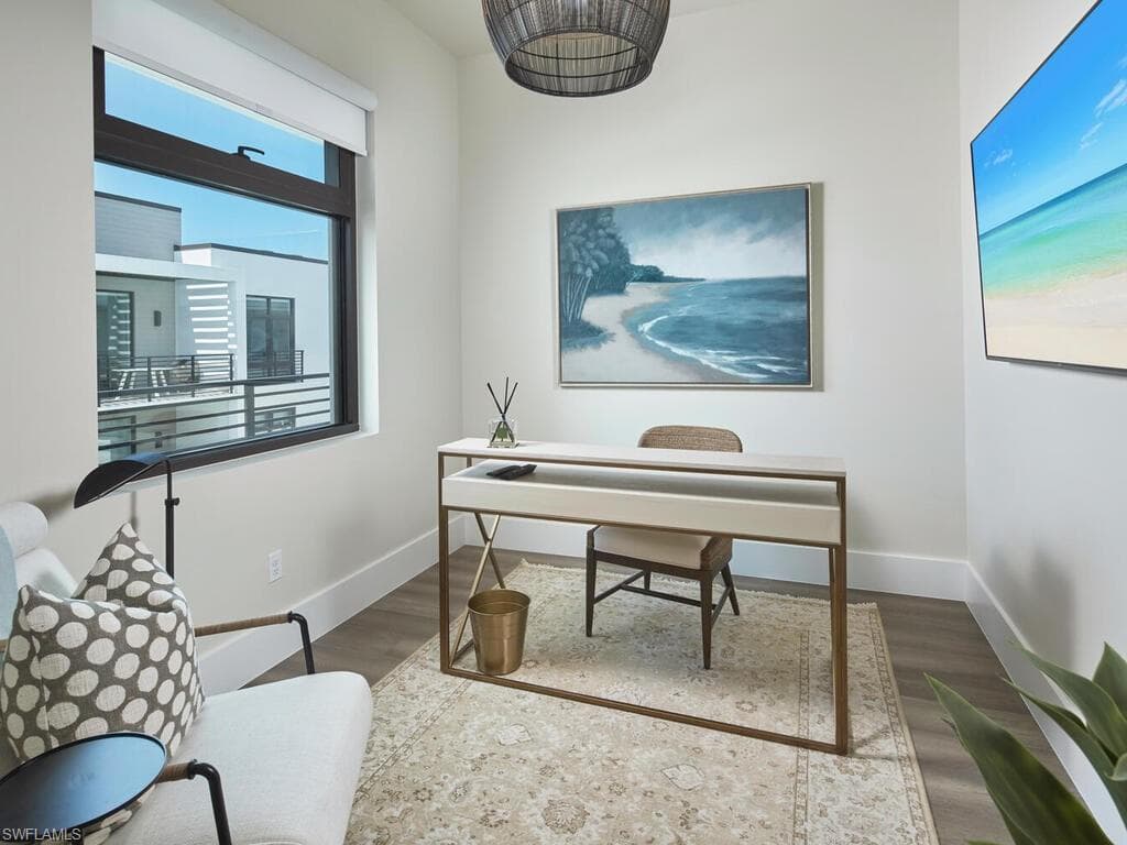 850 Central AVE # 301, OTHER FL 34102-17