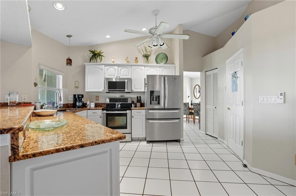 3626 Kent DR, NAPLES FL 34112-8