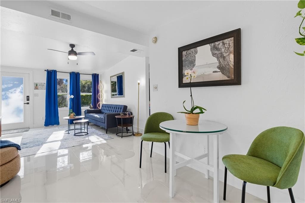 1280 Pine ST, NAPLES FL 34104-15