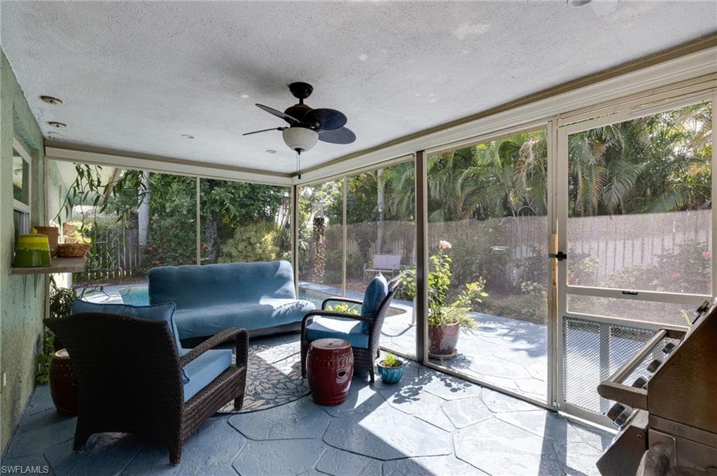 3523 Santiago WAY, NAPLES FL 34105-22