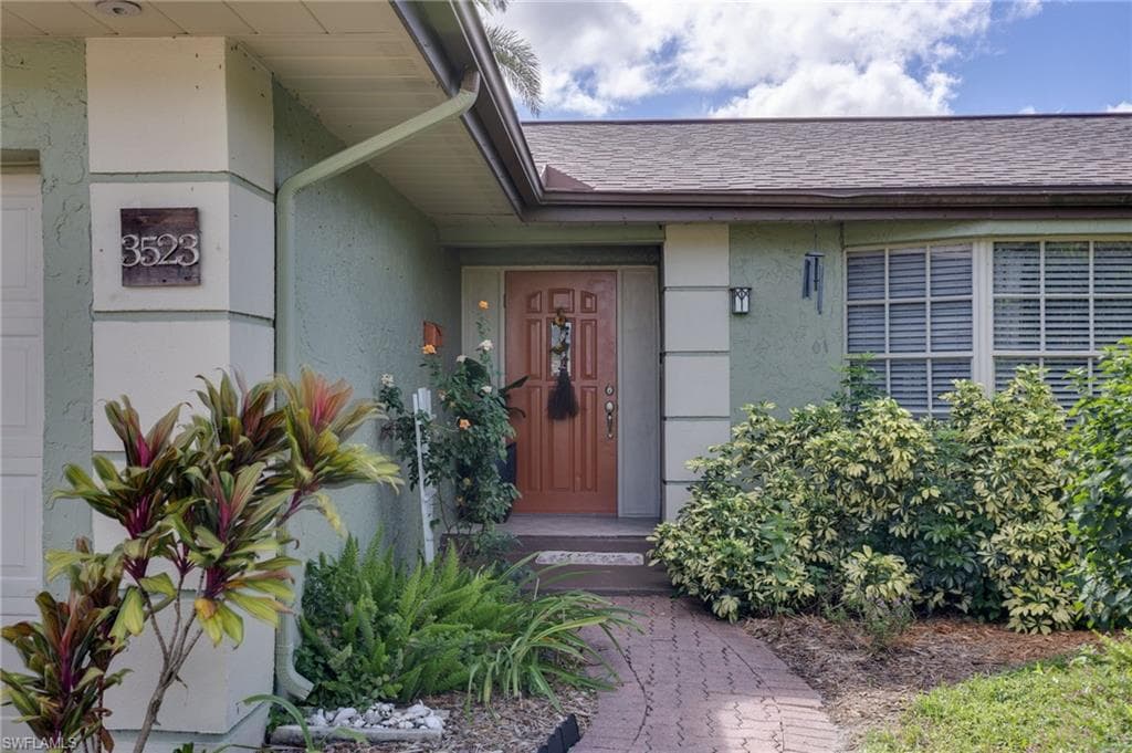 3523 Santiago WAY, NAPLES FL 34105-1