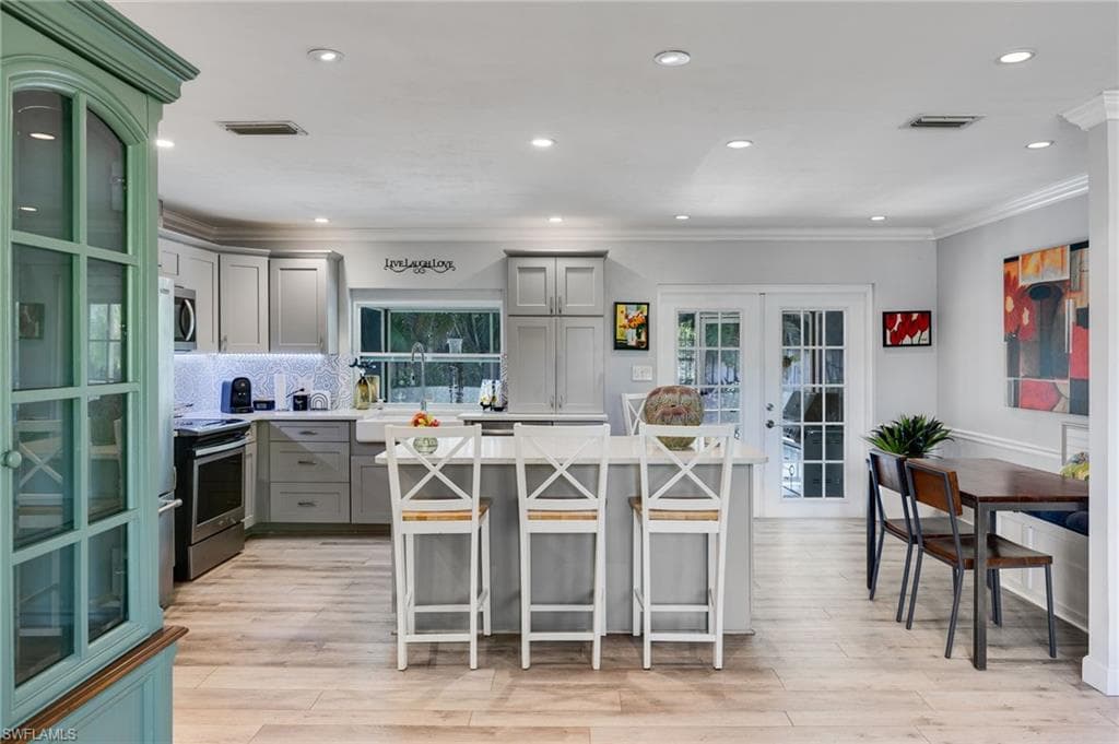 3523 Santiago WAY, NAPLES FL 34105-5