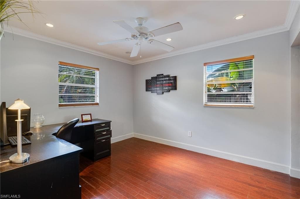 3523 Santiago WAY, NAPLES FL 34105-15