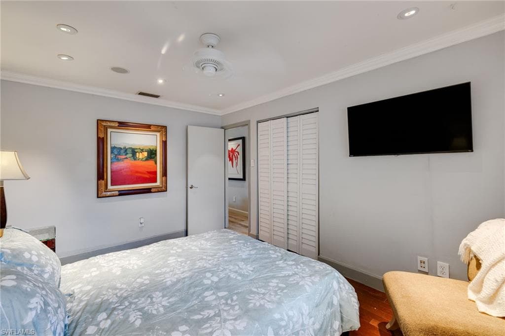 3523 Santiago WAY, NAPLES FL 34105-14