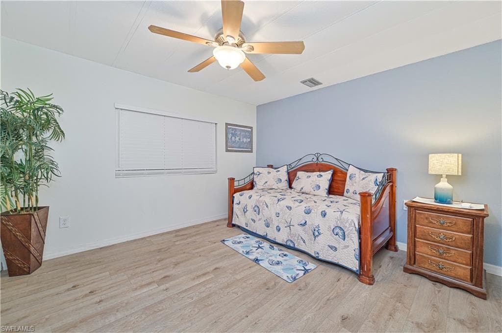 108 Windjammer WAY, FORT MYERS FL 33908-21