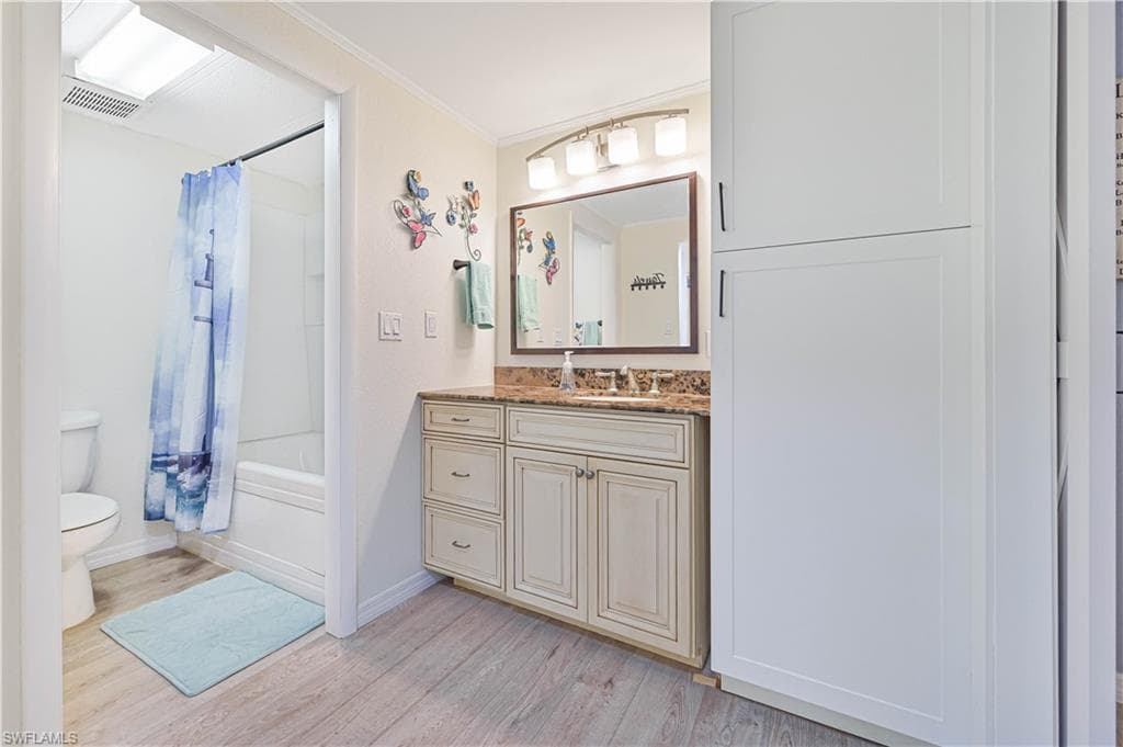 108 Windjammer WAY, FORT MYERS FL 33908-19