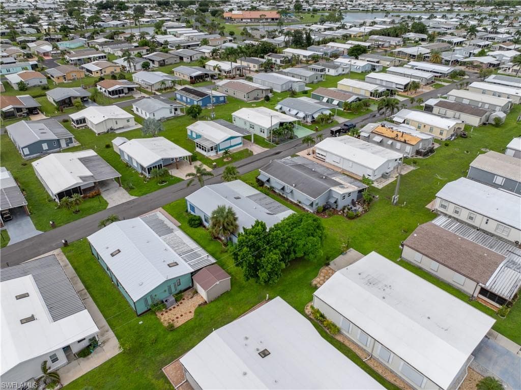 9266 Desoto DR, NORTH FORT MYERS FL 33903-26