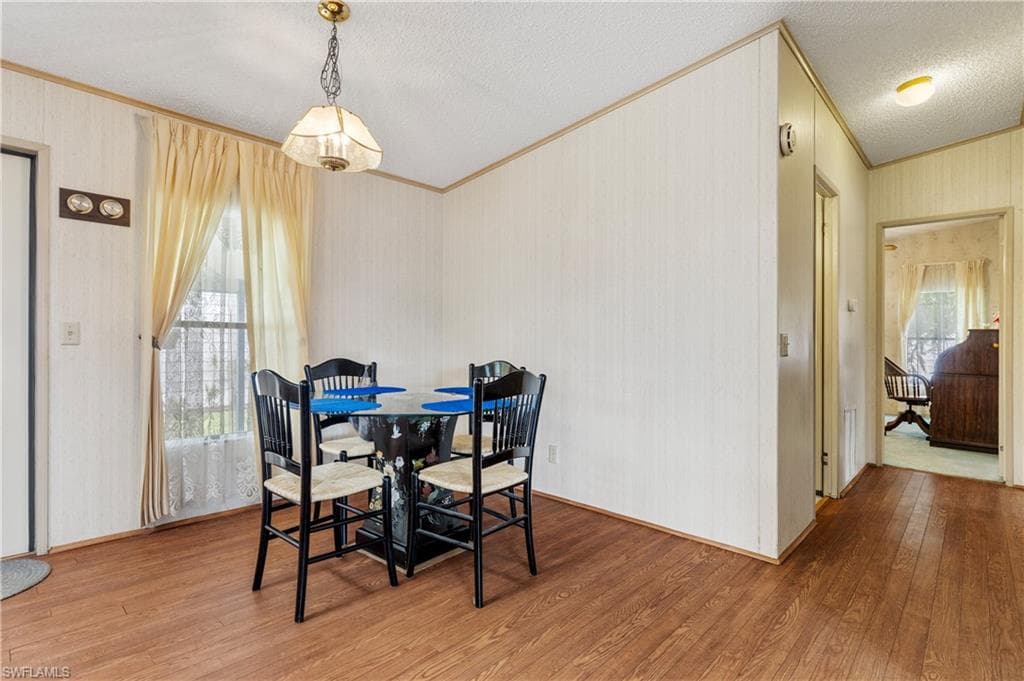 9266 Desoto DR, NORTH FORT MYERS FL 33903-2