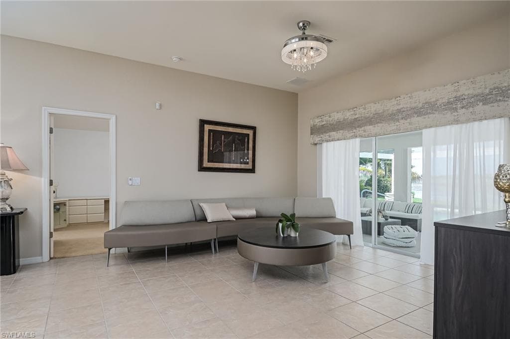 2250 Grove DR, NAPLES FL 34120-11