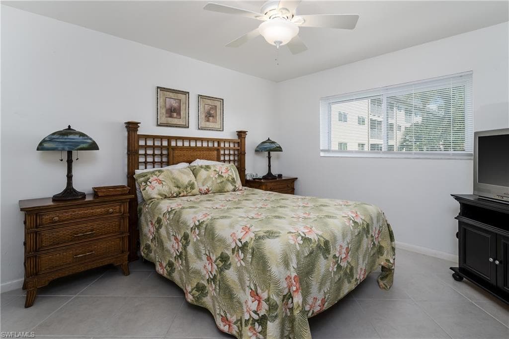 1008 Manatee RD # G104, NAPLES FL 34114-12
