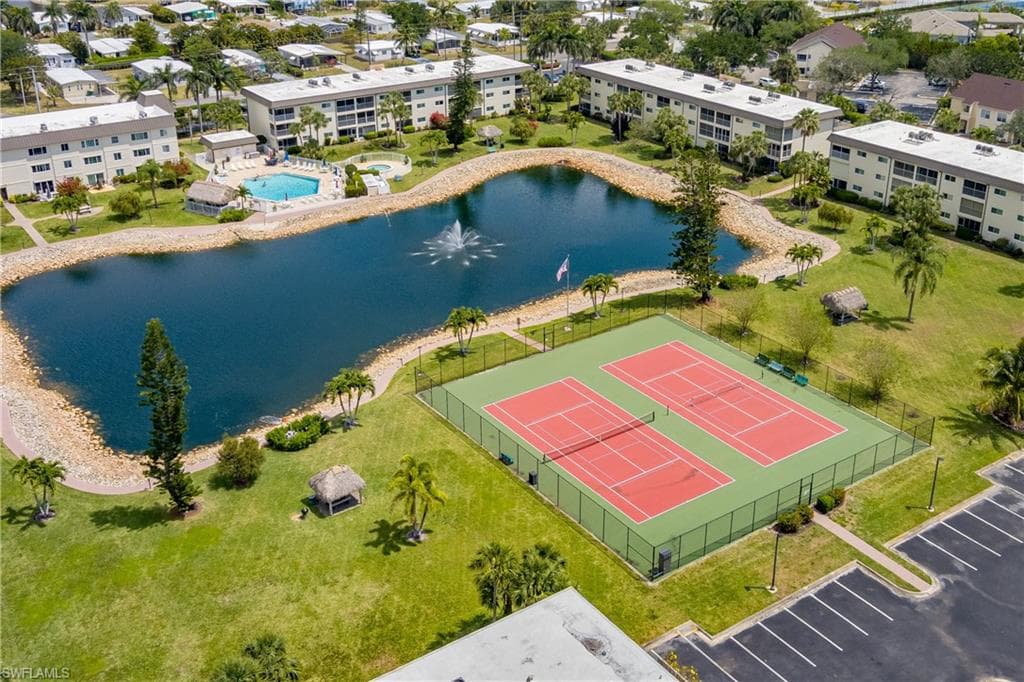 1008 Manatee RD # G104, NAPLES FL 34114-27