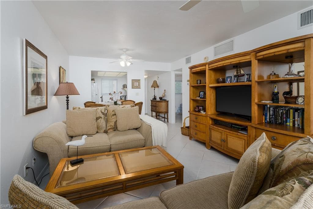 1008 Manatee RD # G104, NAPLES FL 34114-10