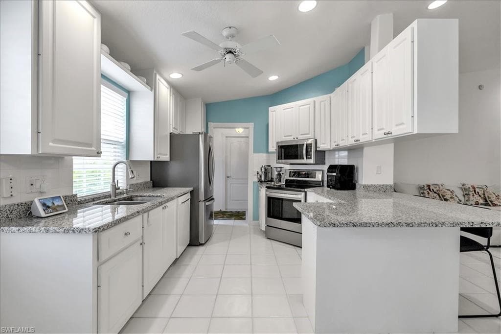 4055 Los Altos CT, NAPLES FL 34109-2