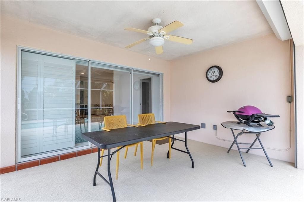 4055 Los Altos CT, NAPLES FL 34109-32