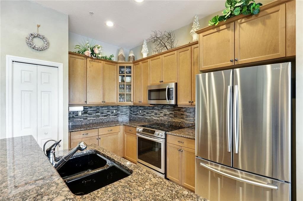 3530 Lansing LOOP # 202, ESTERO FL 33928-13