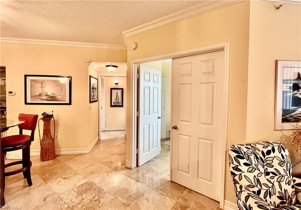 1210 Reserve WAY # 204, NAPLES FL 34105-10