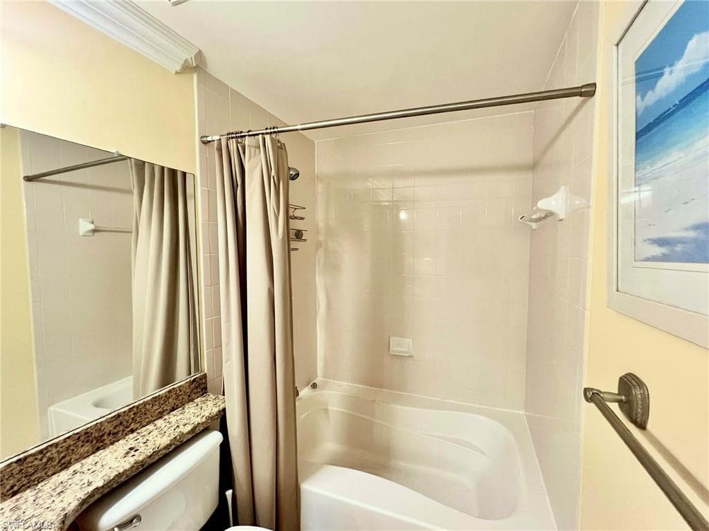 1210 Reserve WAY # 204, NAPLES FL 34105-18