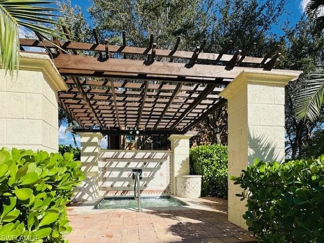 1210 Reserve WAY # 204, NAPLES FL 34105-24