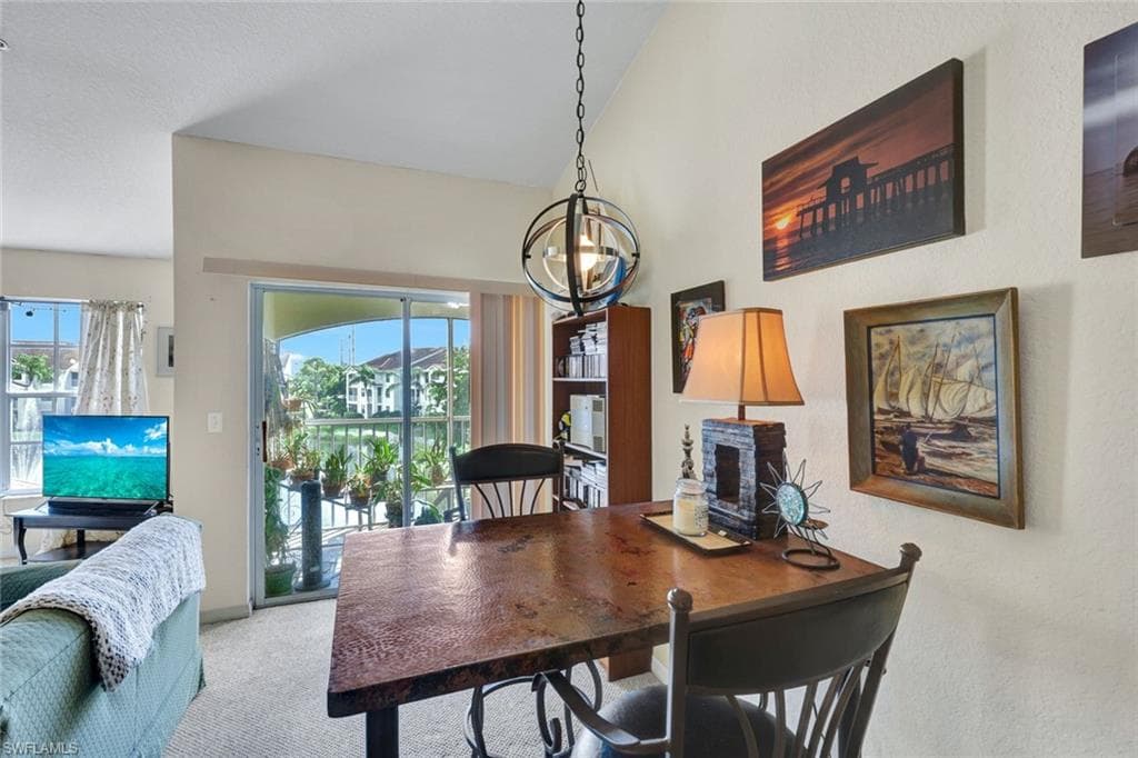 4630 Saint Croix LN # 831, NAPLES FL 34109-8